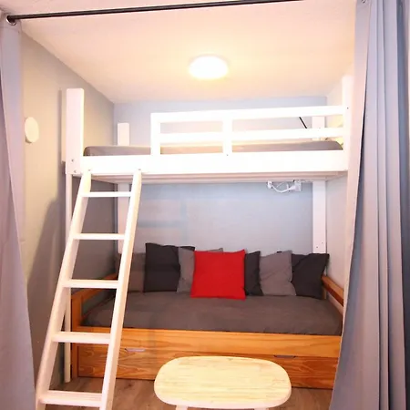 F2 Bis 5 Pers. Au Avec Parking, Proche Des Pistes - Fr-1-415-174 *