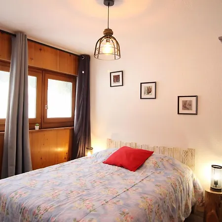 F2 Bis 5 Pers. Au Avec Parking, Proche Des Pistes - Fr-1-415-174 Apartament